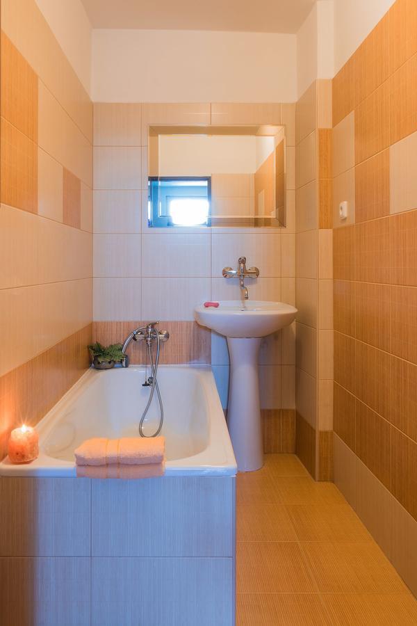 Alton Garni Hotel Czeskie Budziejowice Zewnętrze zdjęcie